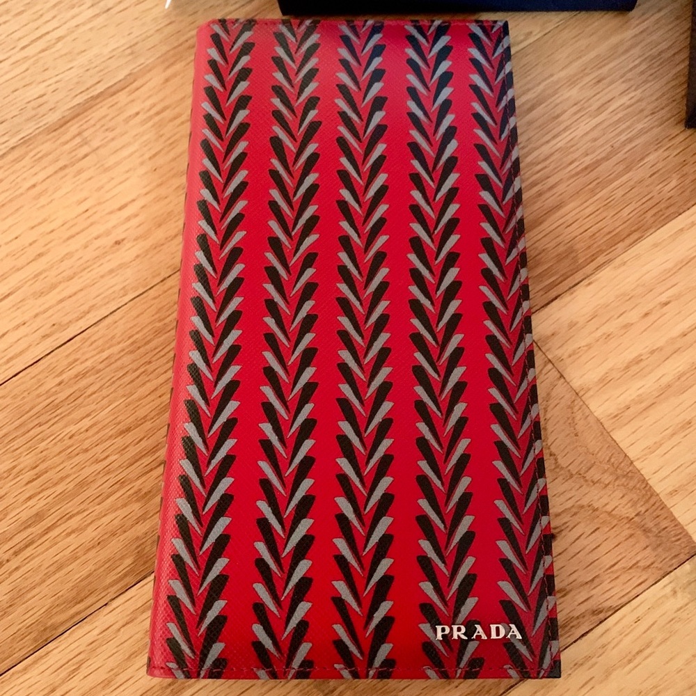 Prada Folding Leather Card Case. Never used!